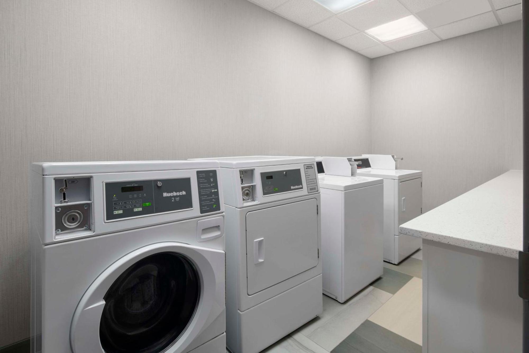 Hampton Inn Stafford / Quantico-Aquia Buitenkant foto